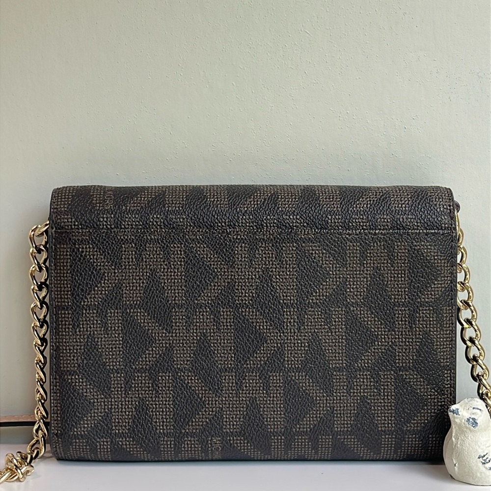 Micheal Kors Large Jet Set Travel Crossbody w/ Pocket for Smartphone - Brown - Picture 3 of 16